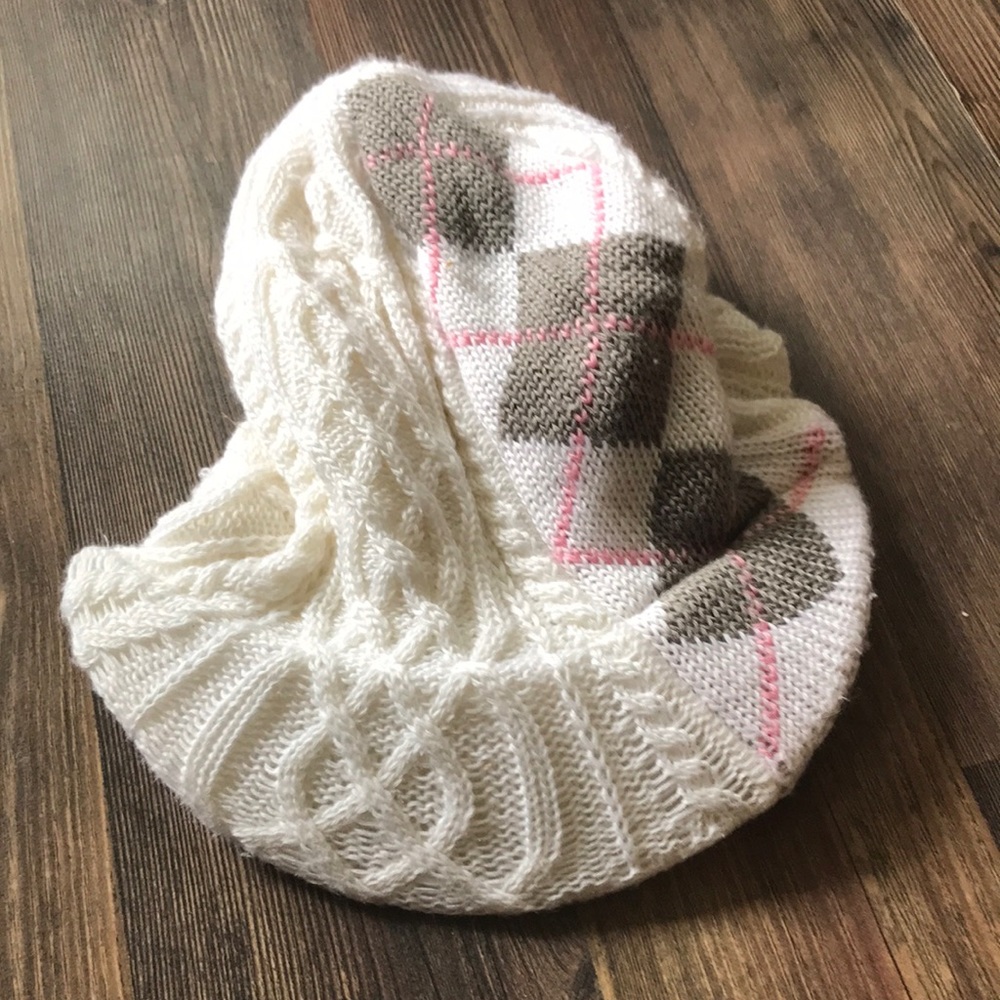 Toque hat